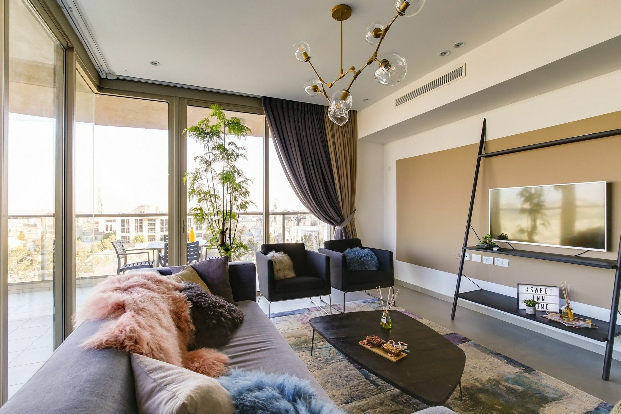 Sweet Inn- Haneviim Court Jerusalem Eksteriør bilde